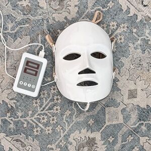 Radiant Glow LED Skincare Mask - White